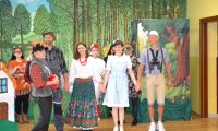03.06.2025 r. Dzień Dziecka teatr rodzice dzieciom bajka Jaś i Małgosia 1