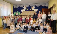08.01.2026 Kolęda w przedszkolu ks. Proboszcz 1