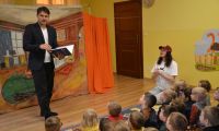 14.04.2026 Teatr Najpiekniejszy prezent 1