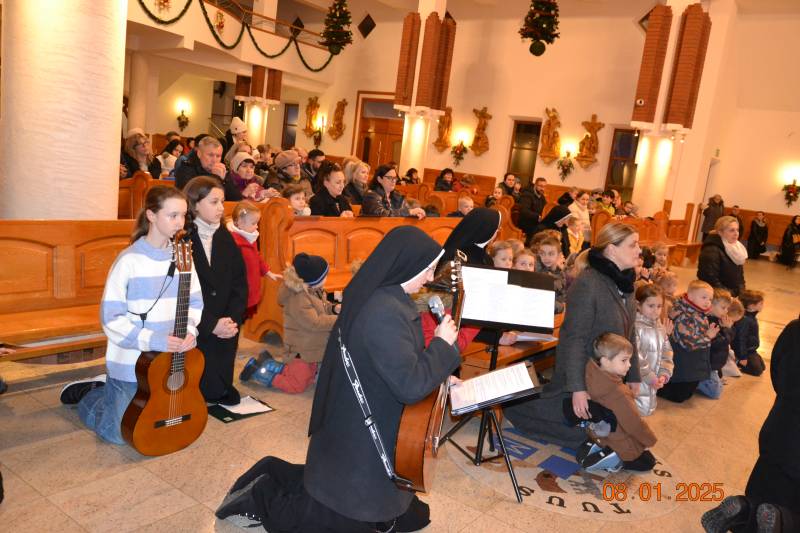 mt_gallery:08.01.2025 Adoracja Pana Jezusa w Żłóbku 2