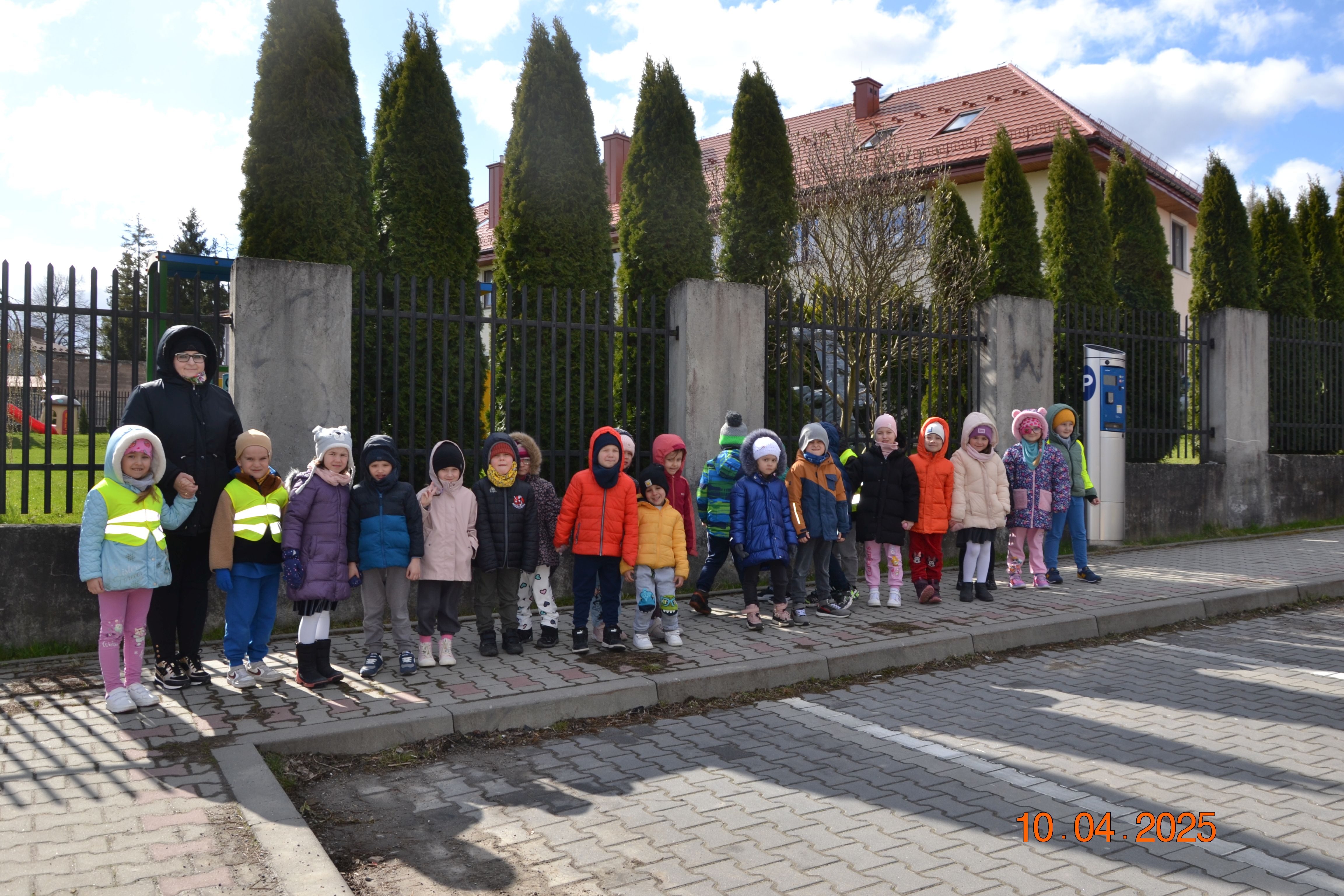 mt_gallery:10.04.2025 r. poczta kartki Gr. Sarenki 1