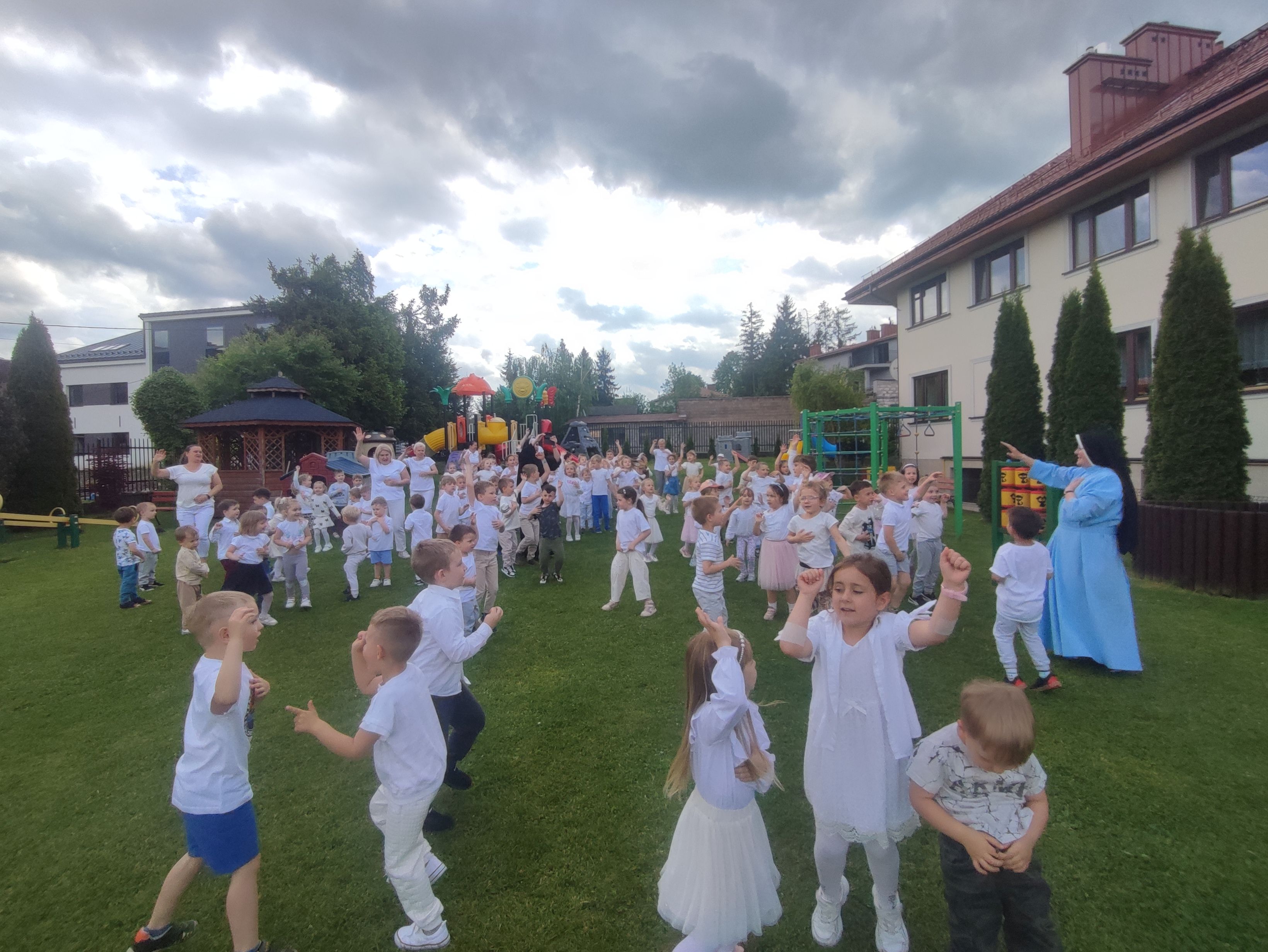 mt_gallery:22.05.2025 Taniec Dla Jana Pawła II 1