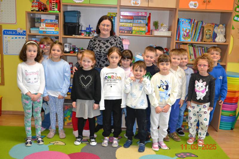 mt_gallery:Zajęcia czytelnicze z Pania UrszuląGr. Sarenki 1