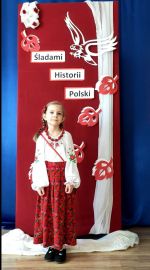 c_150_270_16777215_00_images_Z_zycia_p-la_2024-25_kwiecień_sladami_historii_Ania_Mjpg.jpg