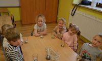 29.05.2025 Warsztaty Swiece żelowe z Kierunek Cafe Niedźwiadki 1