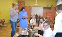 29 maja 2025 r. Warsztaty świece żelowe z Kierunek Cafe Zajączki 1