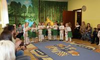 14.05.2025r. Prezentacja tańców regionalnych Gr. Sarenki 1