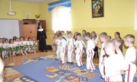 14.05.2025r. Prezentacja tańców regionalnych Gr. Sarenki 1