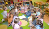 16.05.2024 r. Spotkanie edukacyjne z Panią z Biblioteki Miejskiej Zajaczki i Sarenki 1
