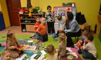 05.03.206 Spotkanie edukacyjne z Pania Edytą z biblioteki 1